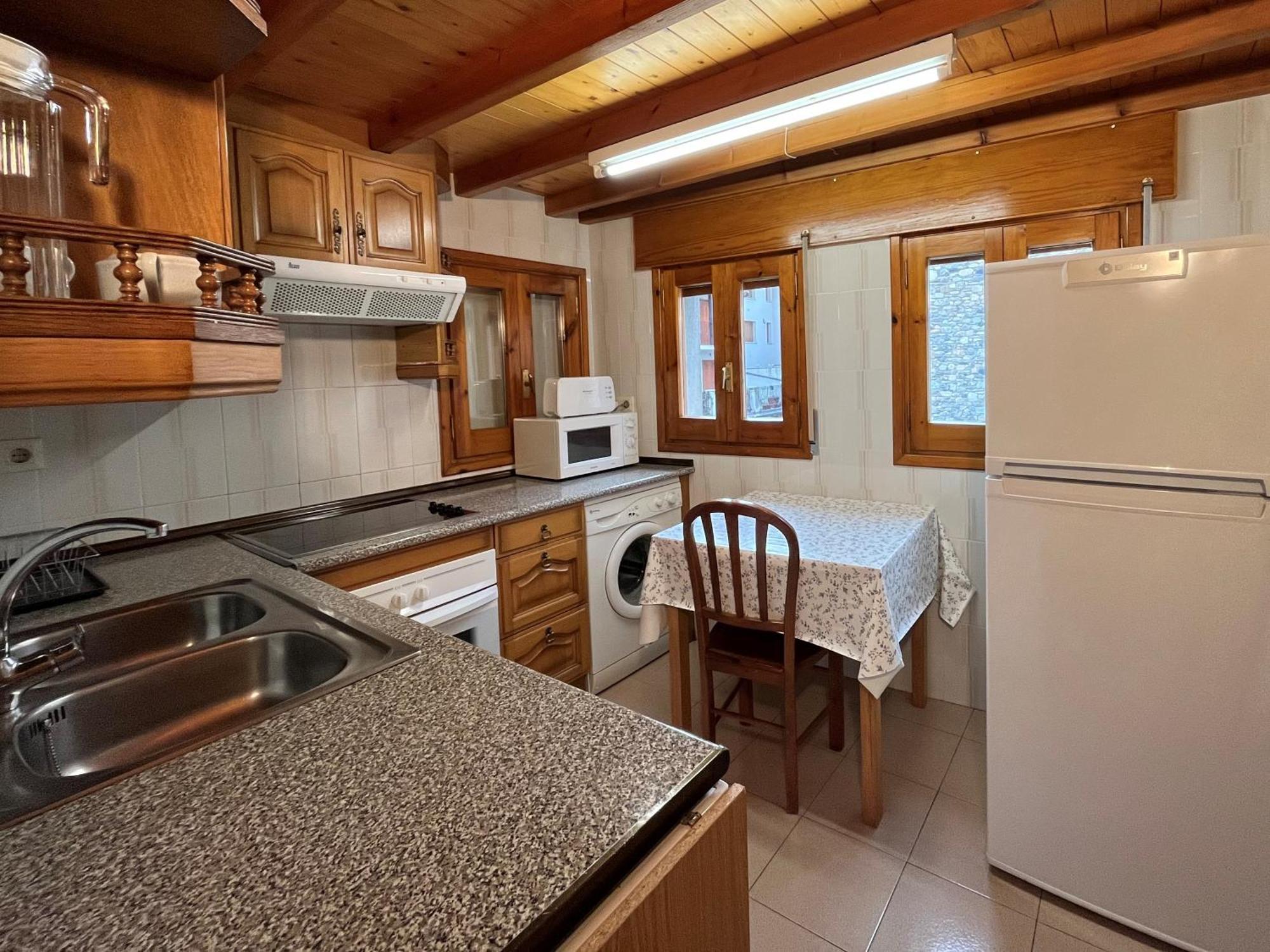 Casa Damian Del Baile Apartamentos Benasque Camera foto